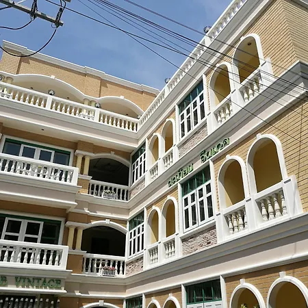 Takiab Vintage Hotel